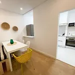 Guest House. Дом отдыха Фигейра-да-Фош