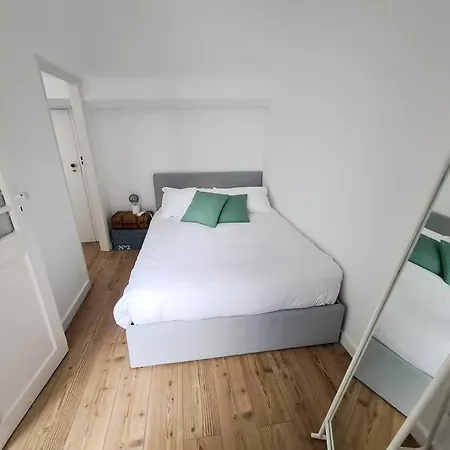 Guest House. Фигейра-да-Фош