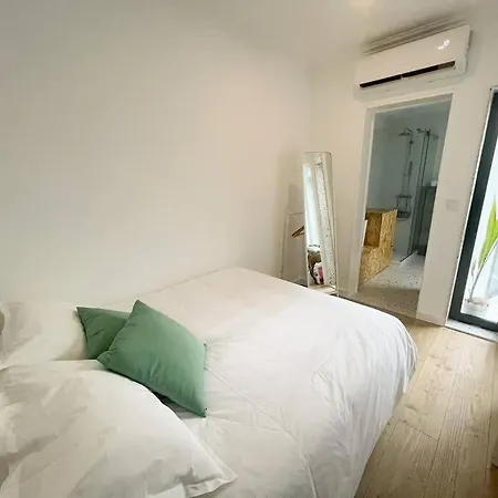 Guest House.